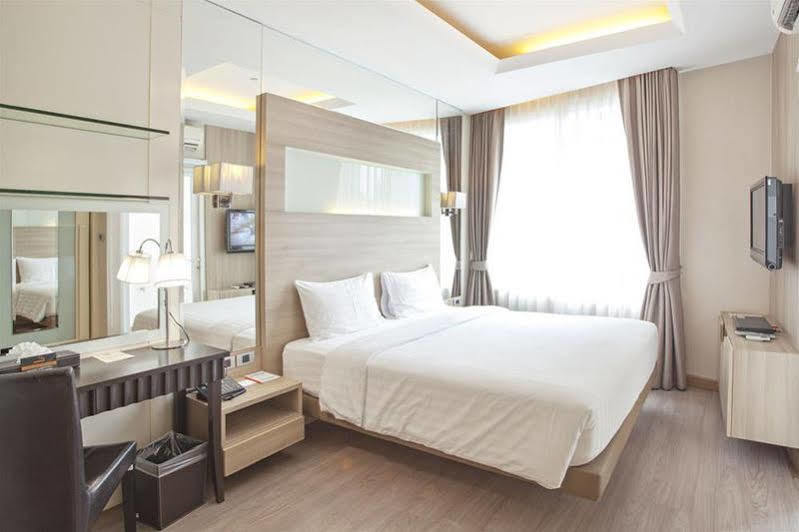 V Residence Serviced Apartment Bangkok Kültér fotó