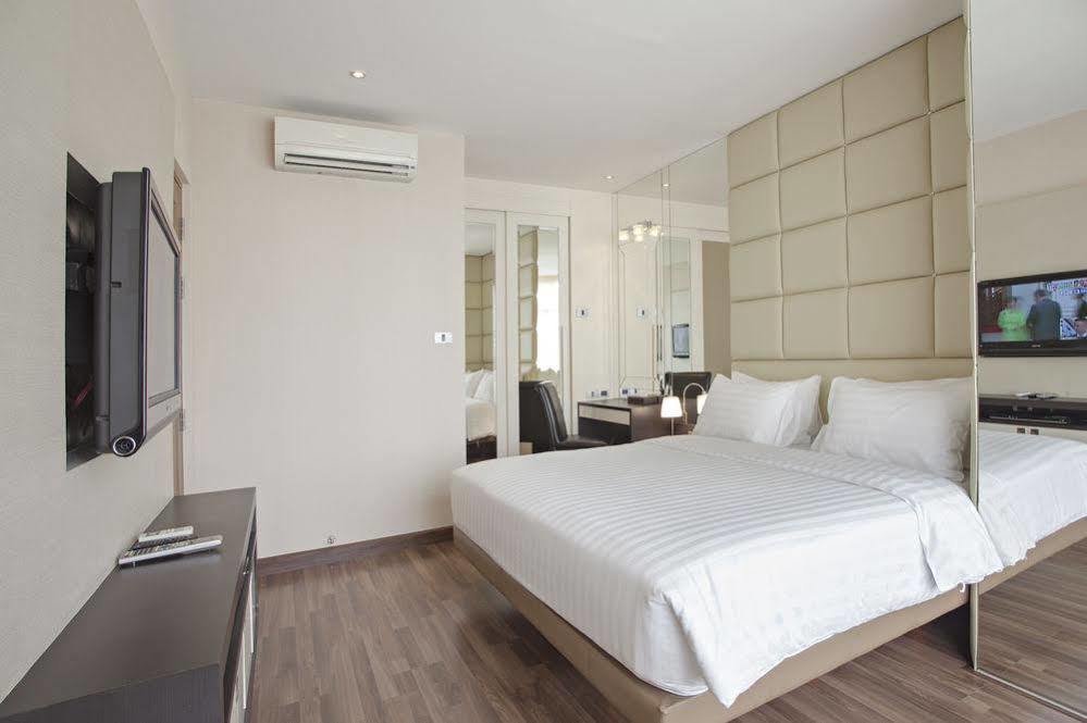 V Residence Serviced Apartment Bangkok Kültér fotó